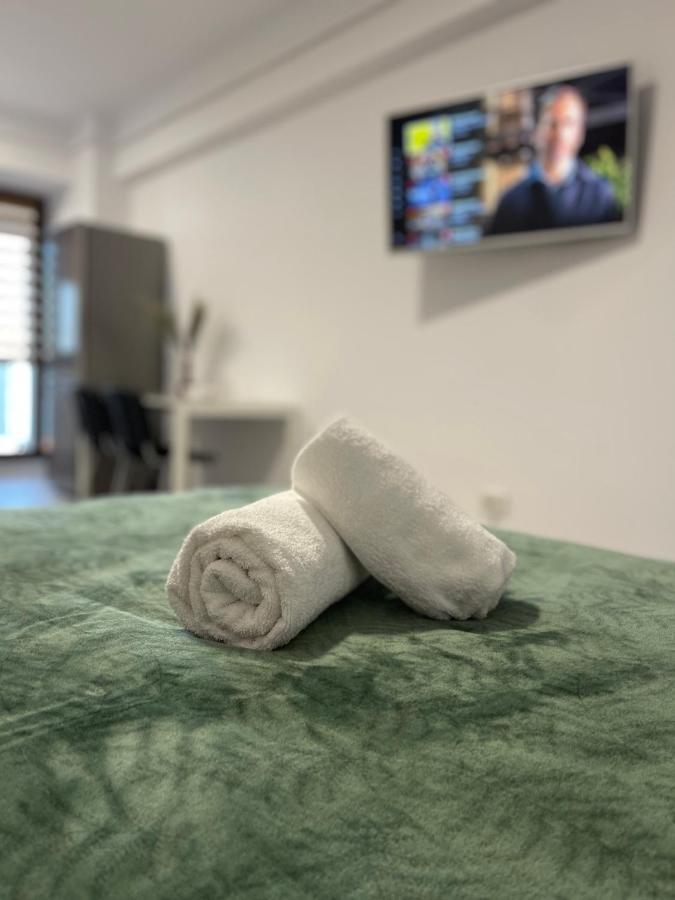 Studio Apartment Palas Mall Iasi Eksteriør billede